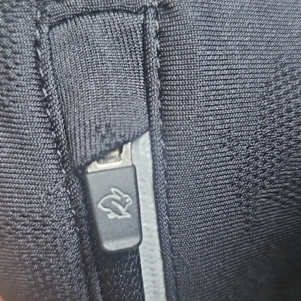 Rabbit sports running shorts S/M - Picture 6 of 9